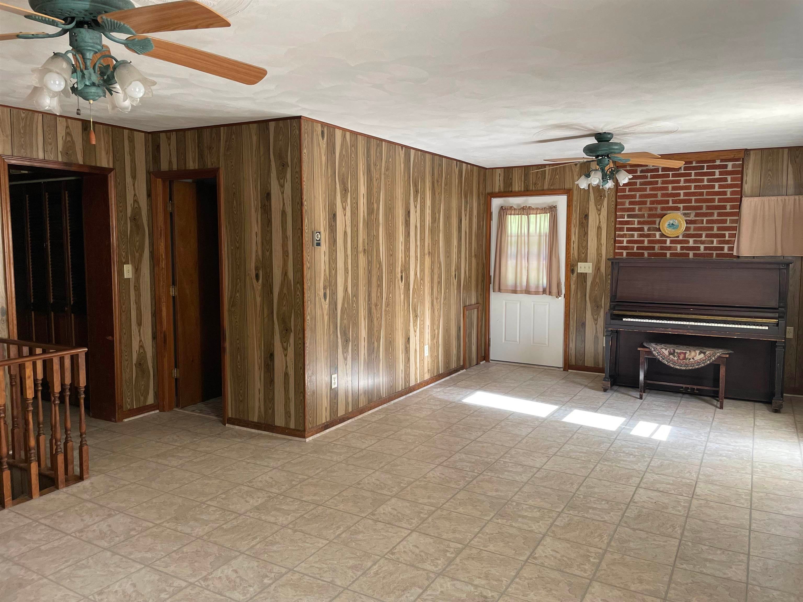 176 Sugar Run Road Staffordsville, VA 24167 - Photo 8 of 16 Gallery Image 8