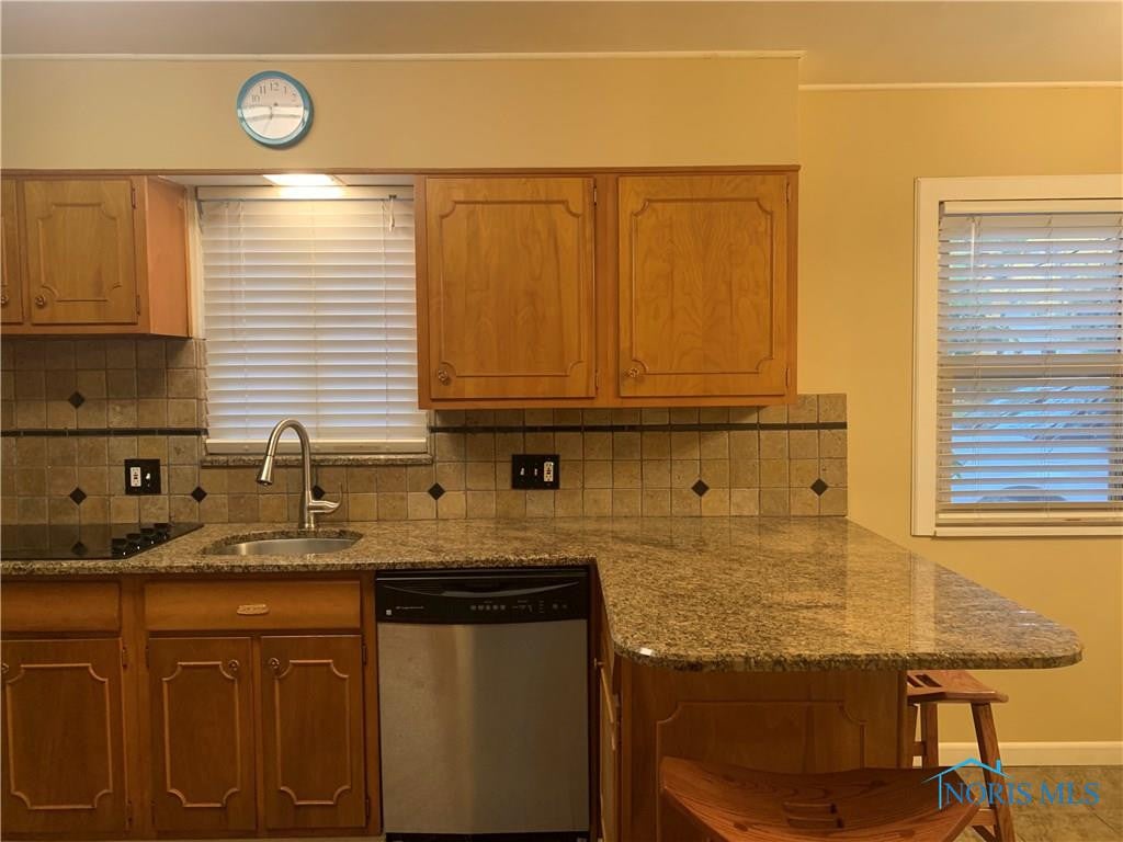 2404 Secor Road Toledo, OH 43606 - Photo 8 of 25 Gallery Image 8