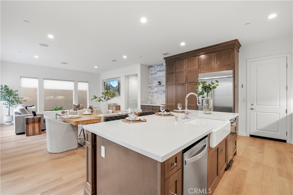 20657 Walnut Circle Porter Ranch, CA 91326 - Photo 15 of 68