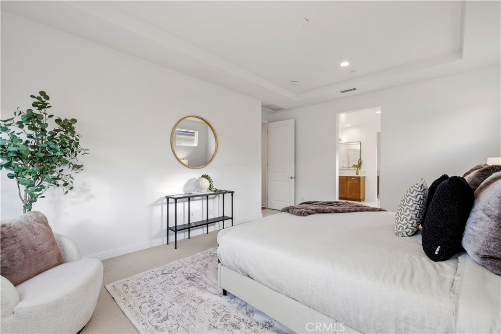 20657 Walnut Circle Porter Ranch, CA 91326 - Photo 24 of 68