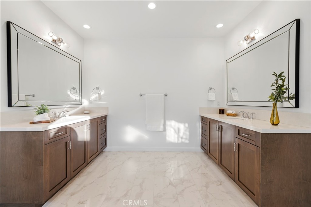 20657 Walnut Circle Porter Ranch, CA 91326 - Photo 27 of 68