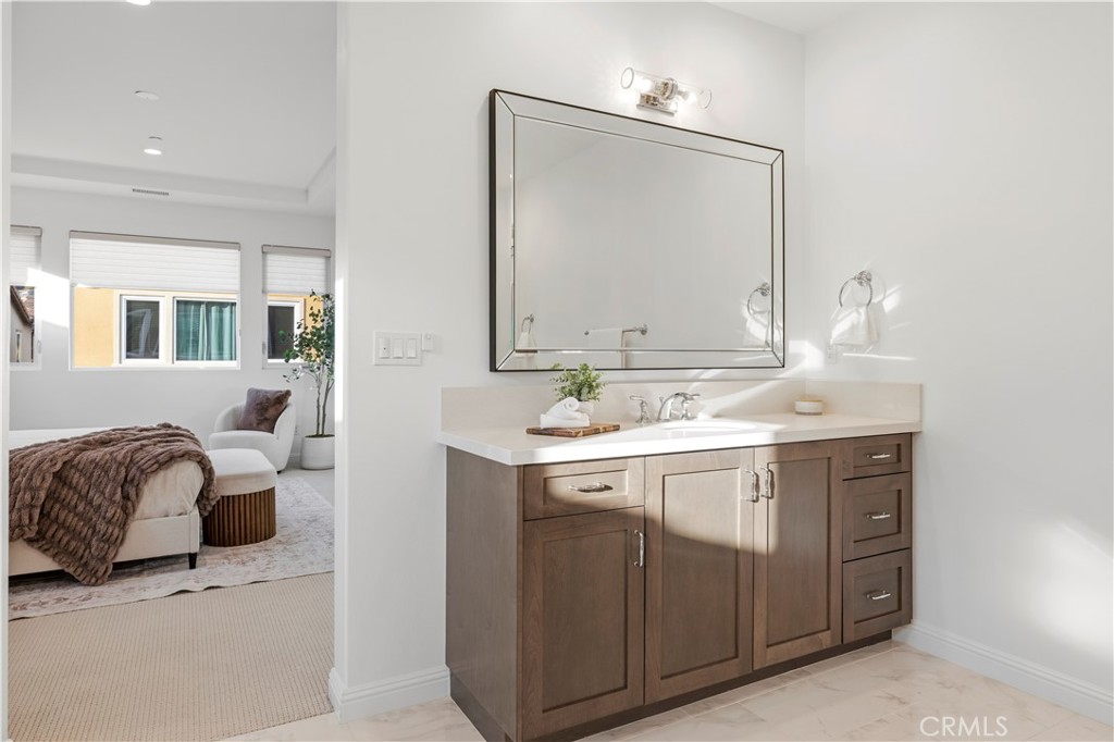 20657 Walnut Circle Porter Ranch, CA 91326 - Photo 28 of 68