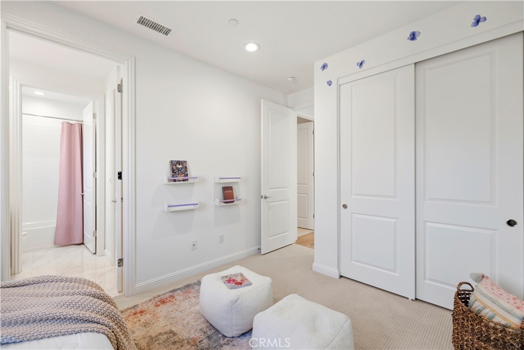 20657 Walnut Circle Porter Ranch, CA 91326 - Photo 34 of 68
