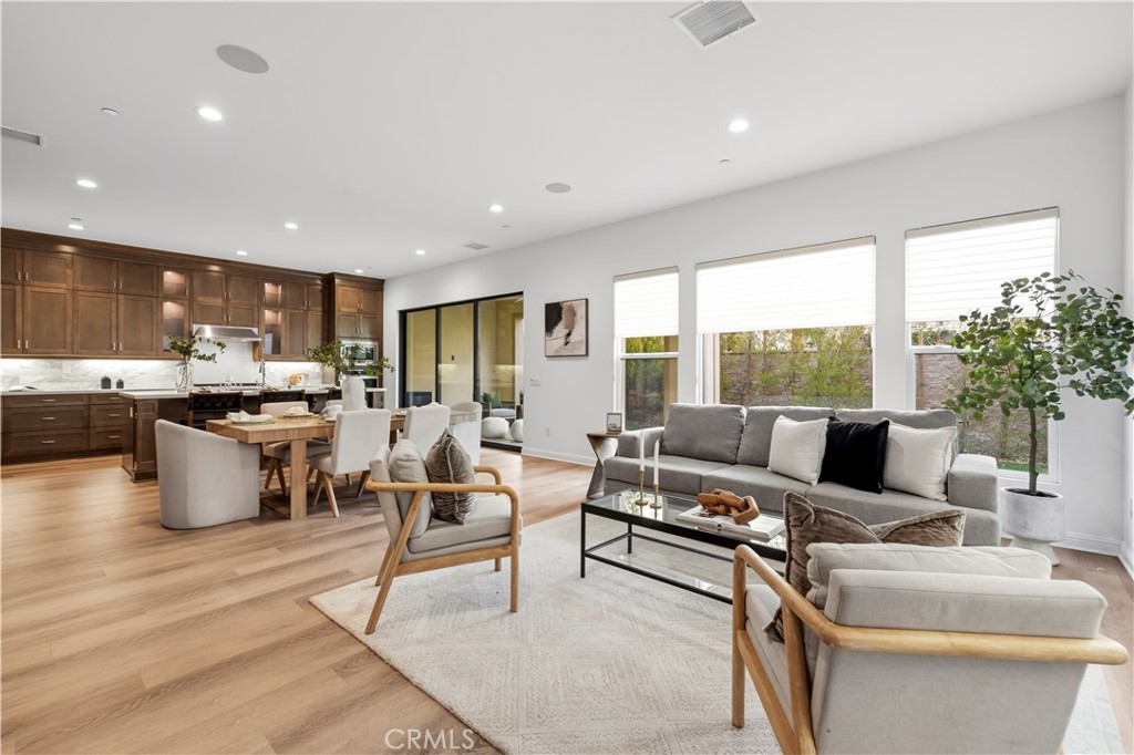 20657 Walnut Circle Porter Ranch, CA 91326 - Photo 4 of 68