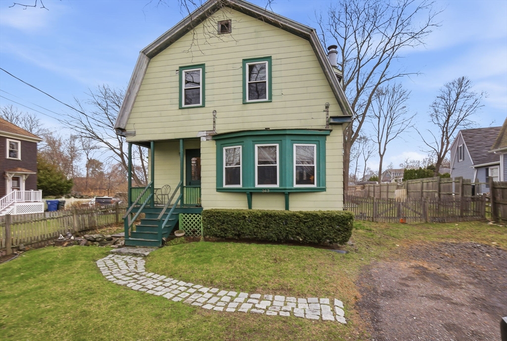 513 Maple Street Danvers, MA 01923 - Photo 2 of 28