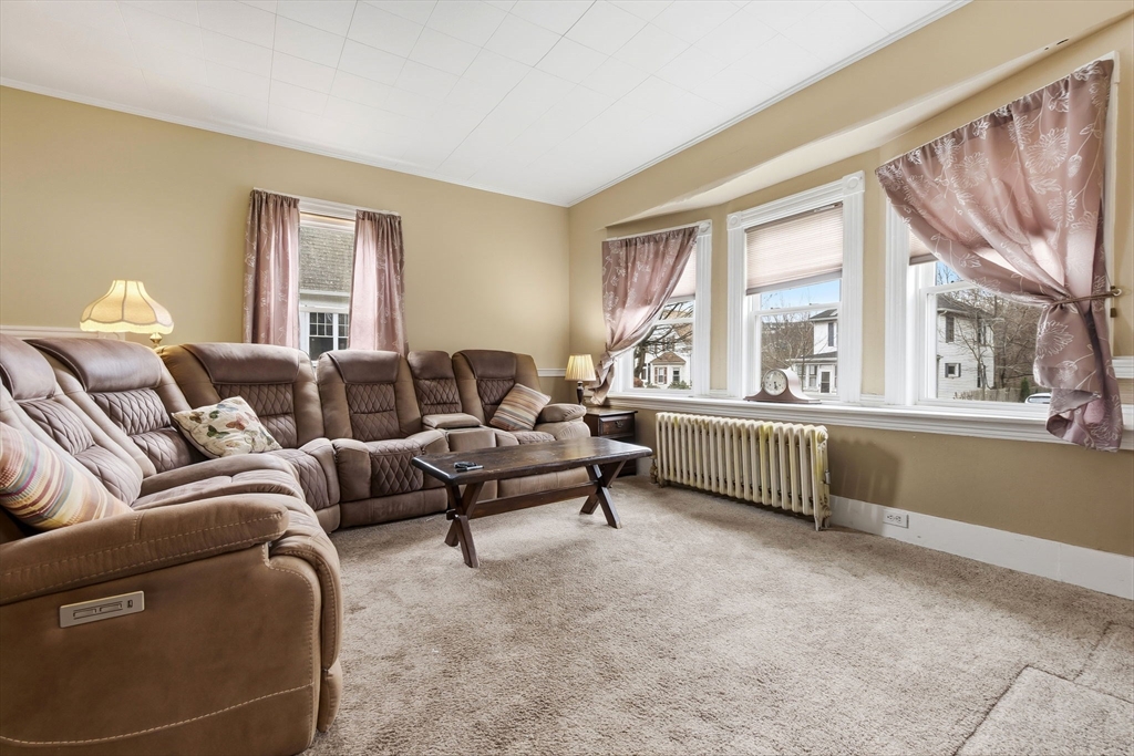 513 Maple Street Danvers, MA 01923 - Photo 8 of 28