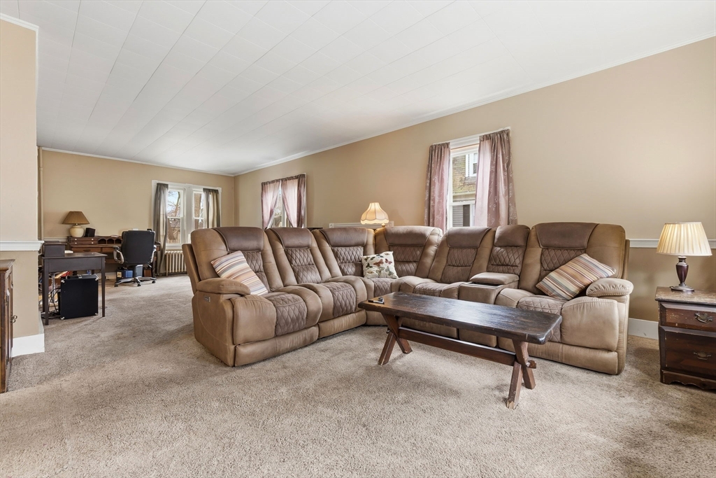 513 Maple Street Danvers, MA 01923 - Photo 9 of 28