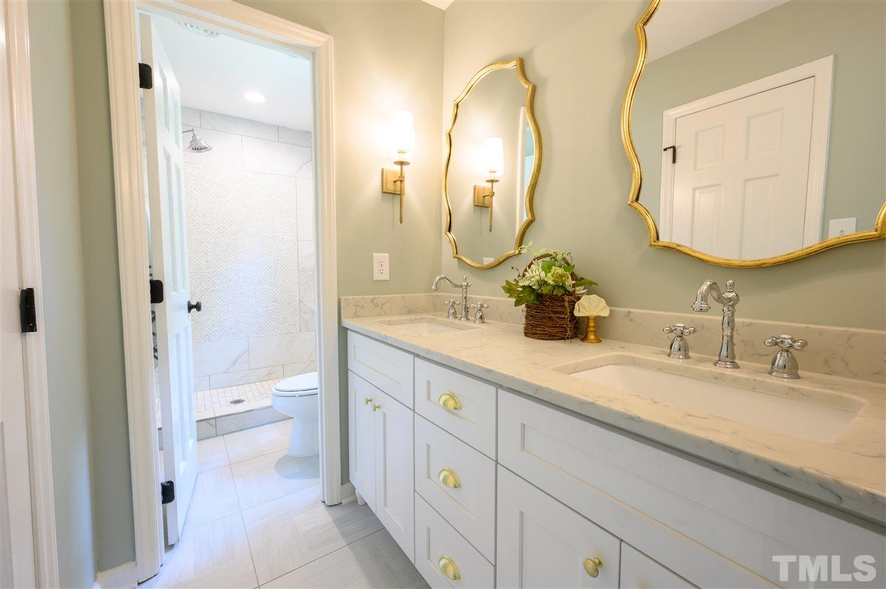 4405 Irving Court Raleigh, NC 27609 - Photo 13 of 30
