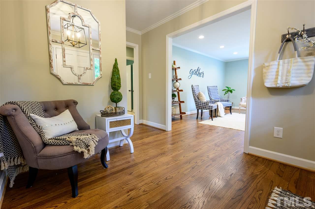 4405 Irving Court Raleigh, NC 27609 - Photo 4 of 30