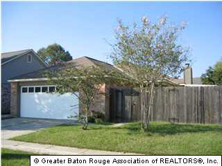 2111 Deer Ridge Avenue Baton Rouge, LA 70816 - Photo 1 of 7