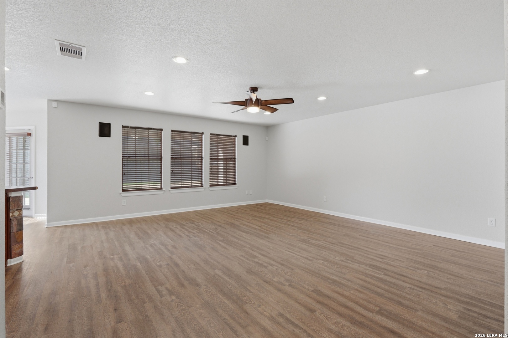 233 Springtree Trail Cibolo, TX 78108 - Photo 16 of 28