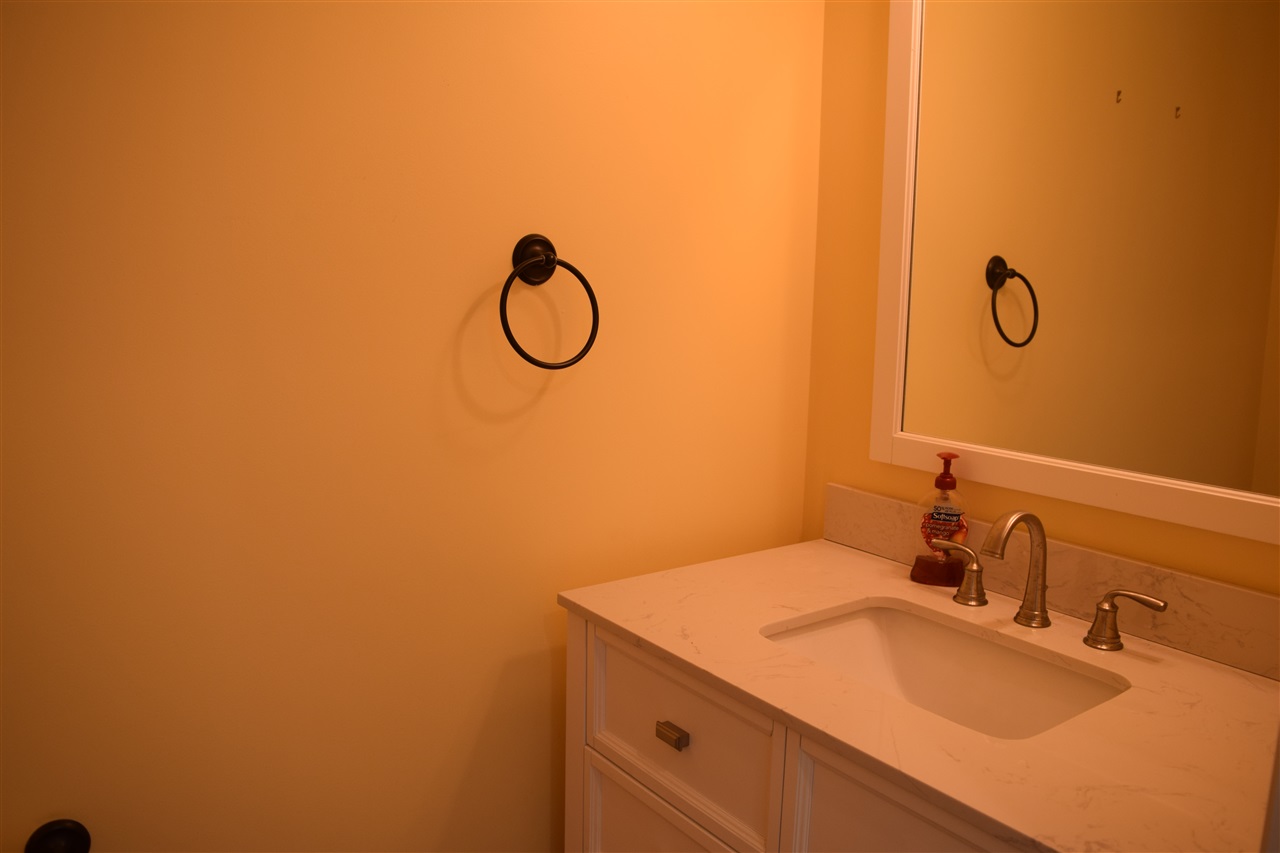 100 Keyes Road Wilton, NH 03086 - Photo 13 of 34