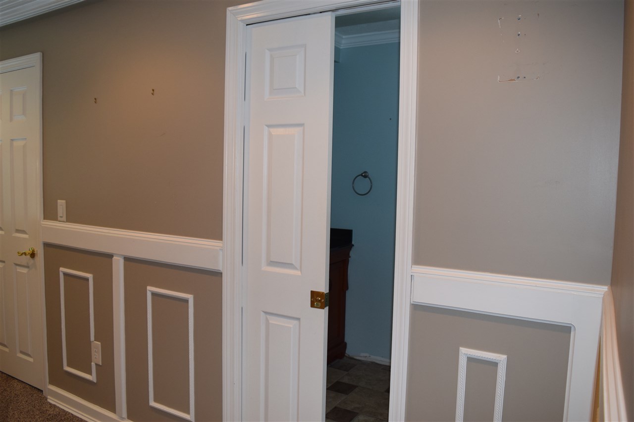 100 Keyes Road Wilton, NH 03086 - Photo 17 of 34