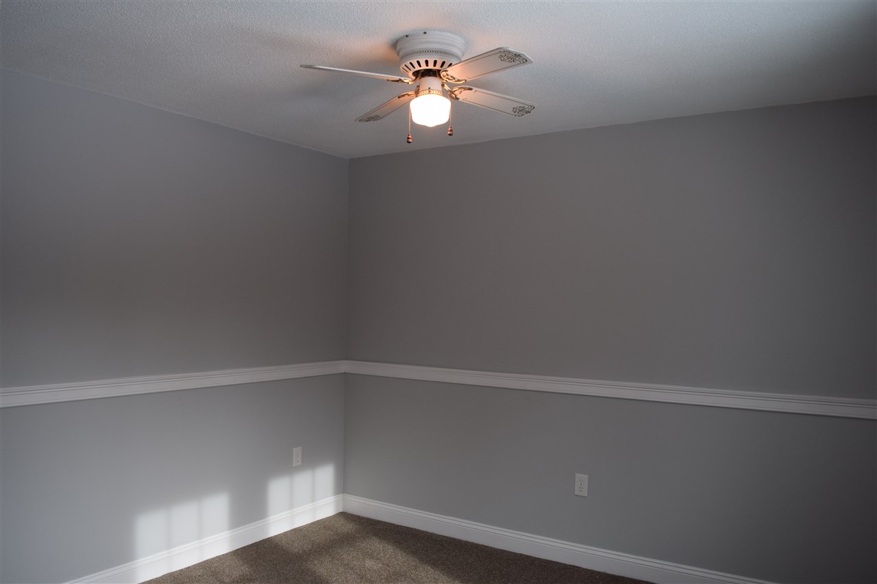 100 Keyes Road Wilton, NH 03086 - Photo 26 of 34