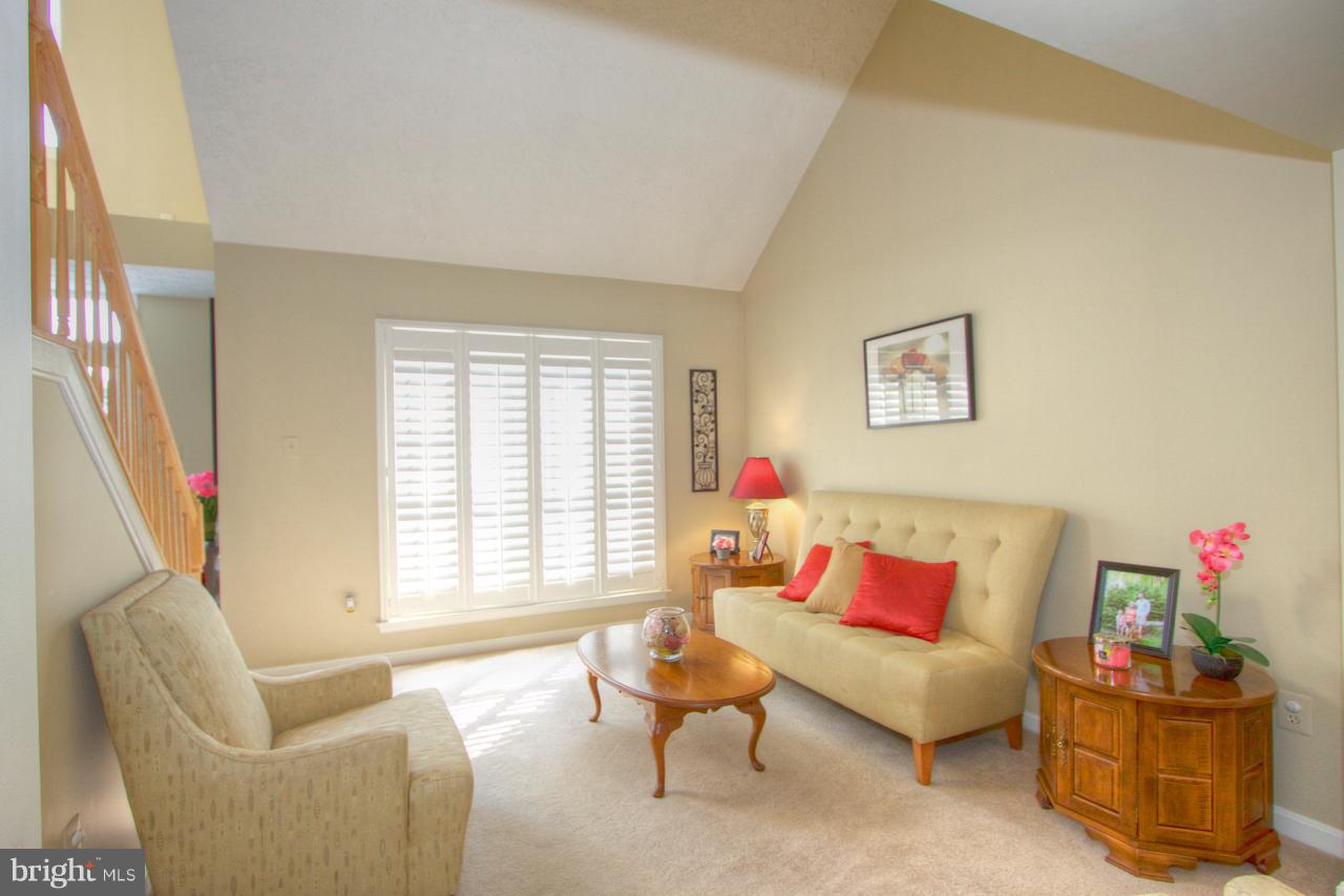 425 Spry Island Road Joppa, MD 21085 - Photo 4 of 30 Living Room with cathedral ceiling