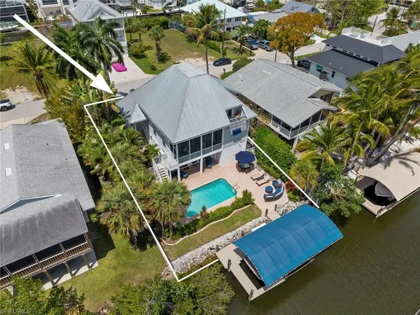 $1,300,000 | 1286 Rainbow Court, Naples, FL 34110