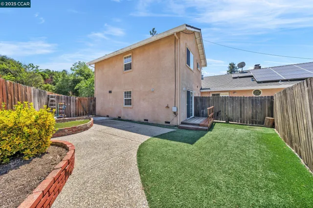 $2,525,000 | 18127 Common Road, Castro Valley, CA 94546