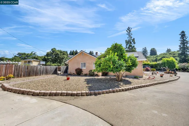 $2,525,000 | 18127 Common Road, Castro Valley, CA 94546