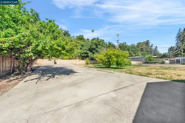 $2,525,000 | 18127 Common Road, Castro Valley, CA 94546