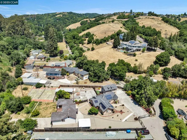 $2,525,000 | 18127 Common Road, Castro Valley, CA 94546