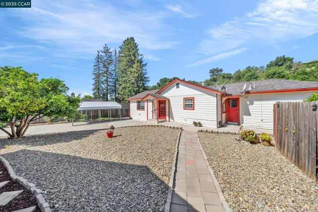$2,525,000 | 18127 Common Road, Castro Valley, CA 94546