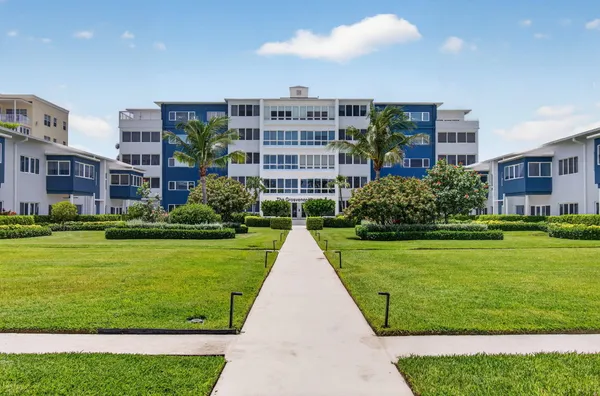 $15,000 | 120 North Ocean Boulevard, Unit 203, Delray Beach, FL 33483