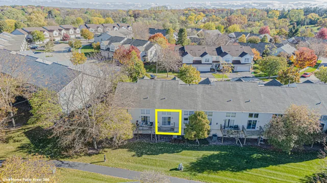 $260,000 | 386 Gladstone Lane, Elgin, IL 60120