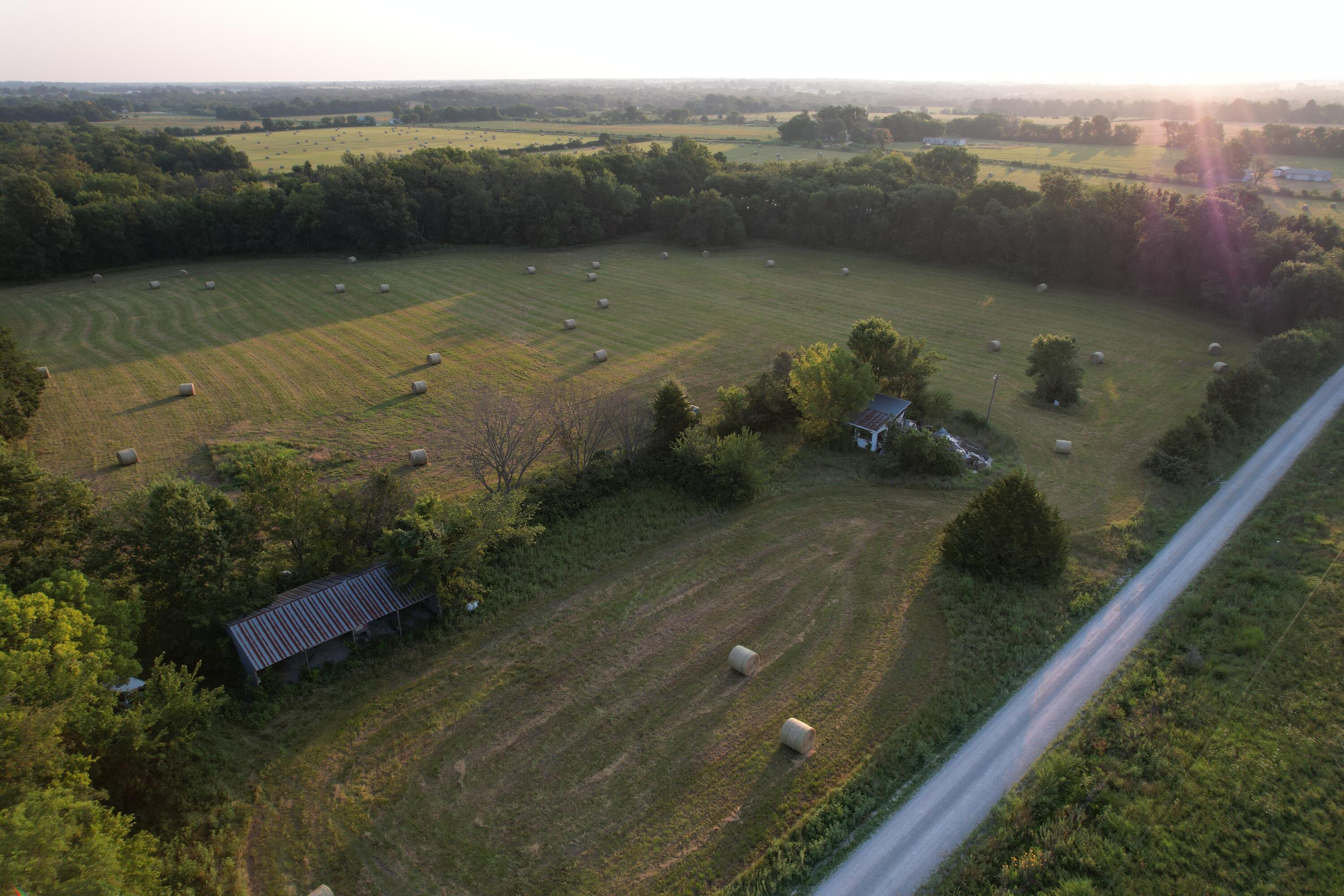 220 Northwest 40th Road Lamar, MO 64759 - Photo 45 of 90 DJI_0377