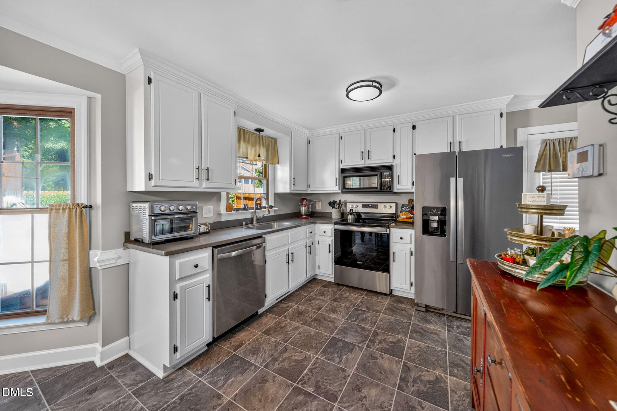 107 Canterfield Road Cary, NC 27513 - Photo 13 of 54 39-web-or-mls-107 Canterfield Rd - 46