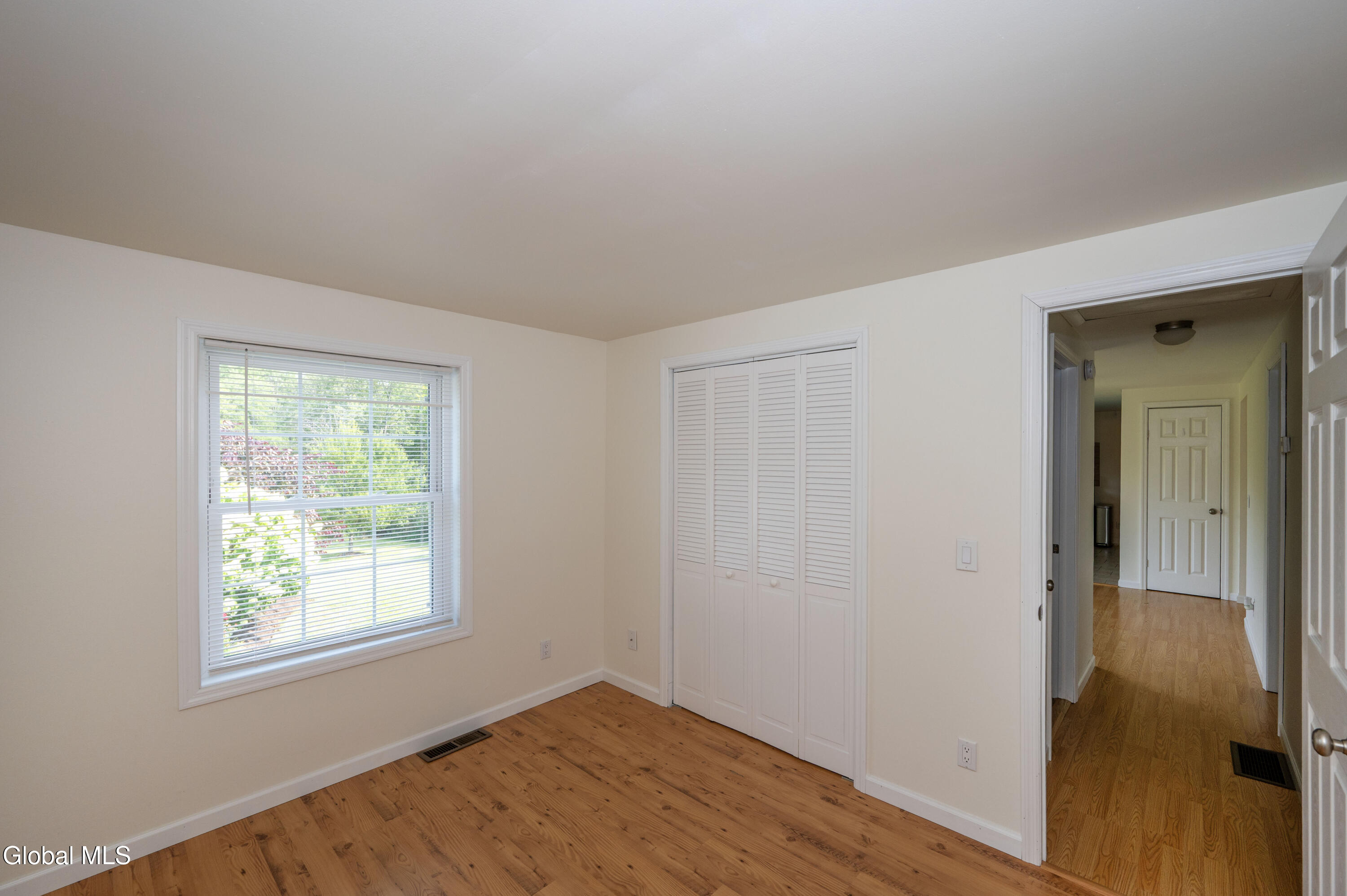 341 County Rte 76 Mechanicville, NY 12118 - Photo 11 of 27 2nd bedroom