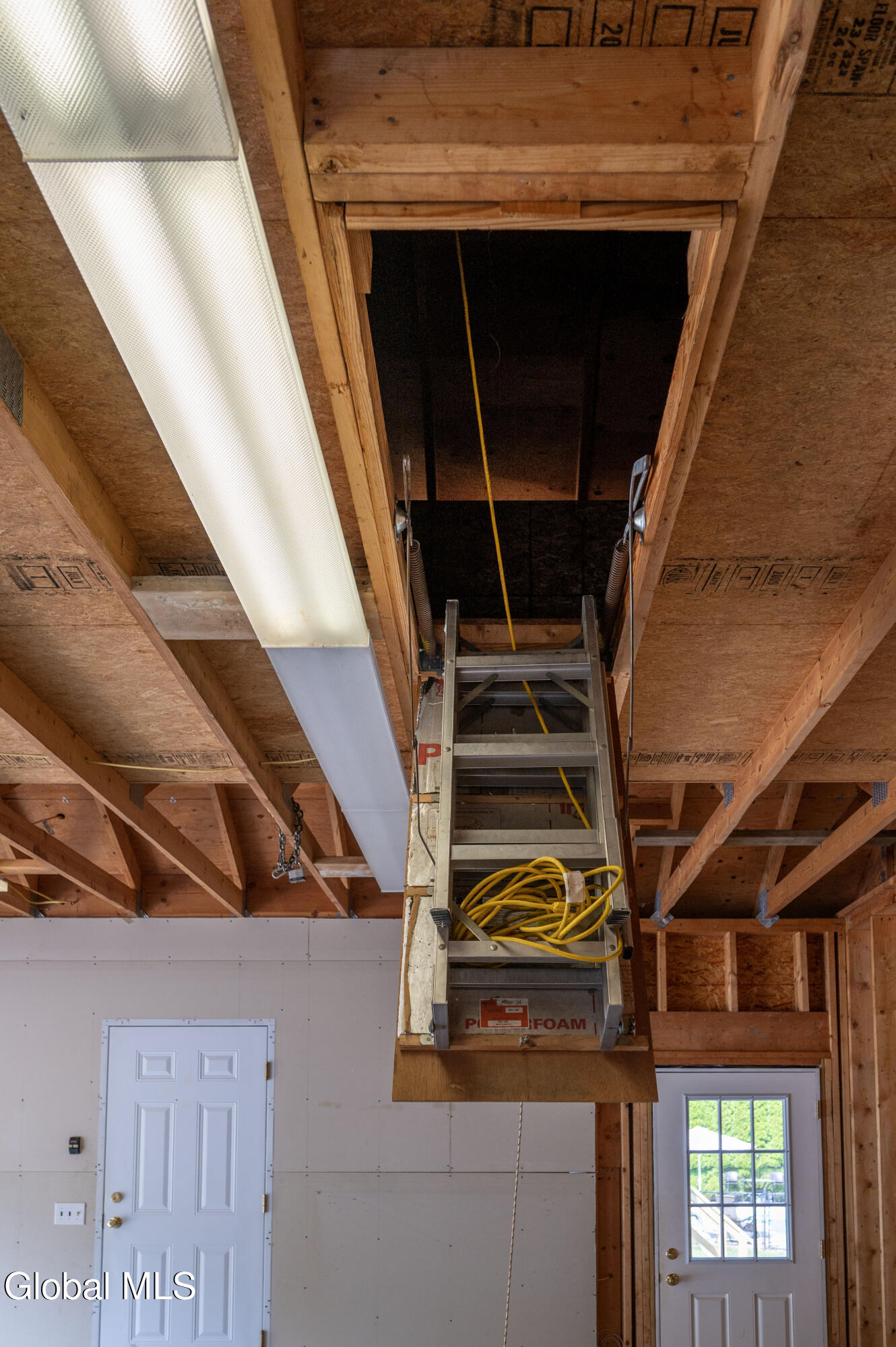 341 County Rte 76 Mechanicville, NY 12118 - Photo 19 of 27 garage 2