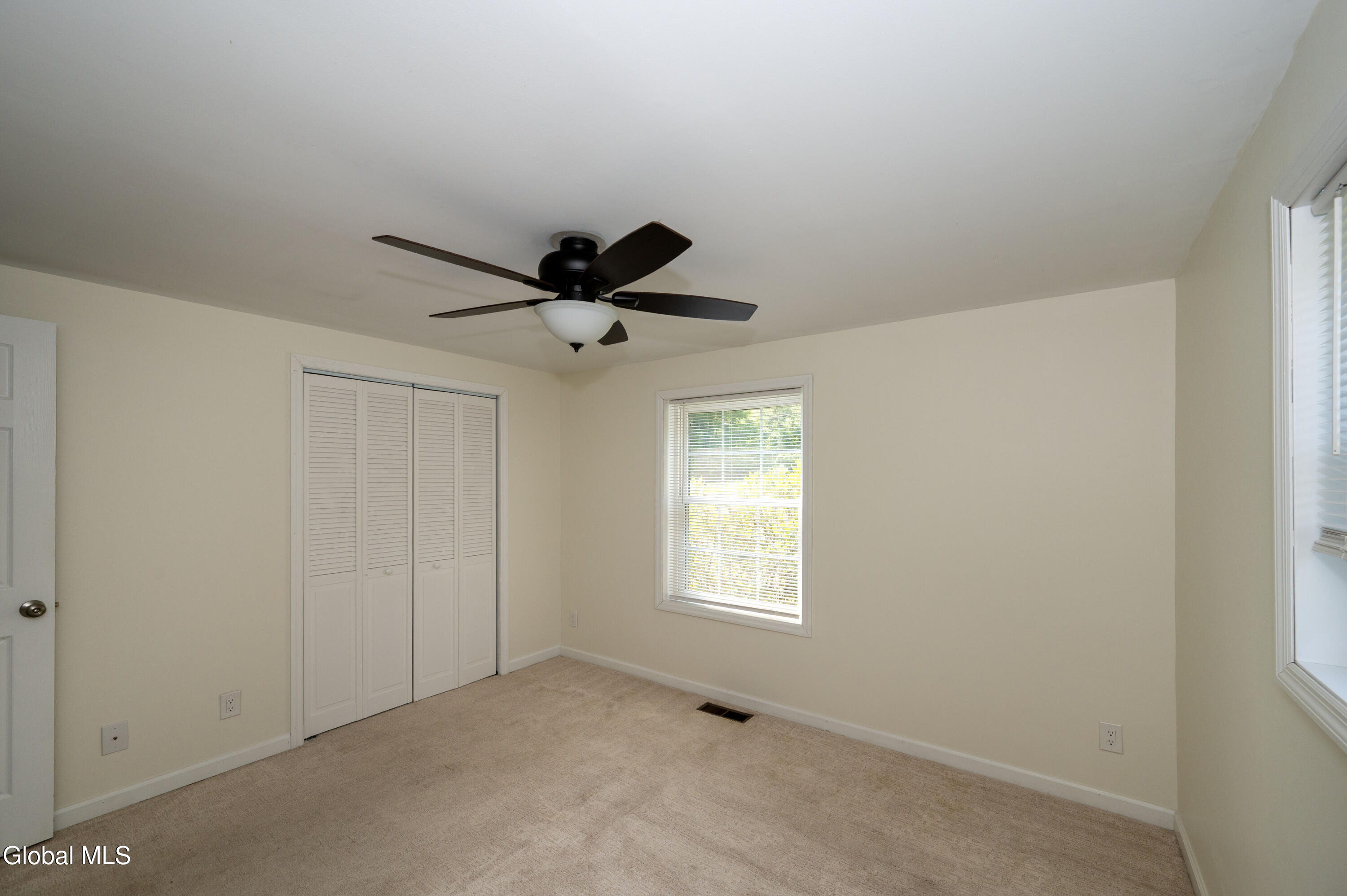 341 County Rte 76 Mechanicville, NY 12118 - Photo 10 of 27 1st bedroom