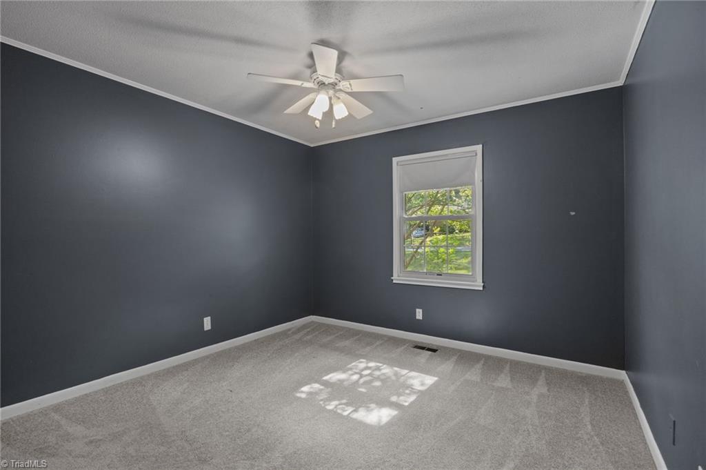 204 Kyle Road Northwest Winston-Salem, NC 27104 - Photo 19 of 42