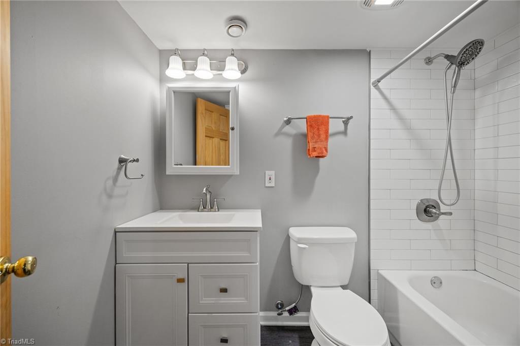 204 Kyle Road Northwest Winston-Salem, NC 27104 - Photo 30 of 42