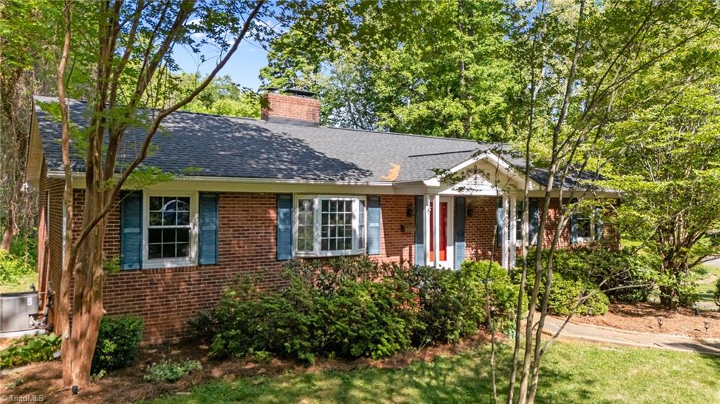 204 Kyle Road Northwest Winston-Salem, NC 27104 - Photo 3 of 42