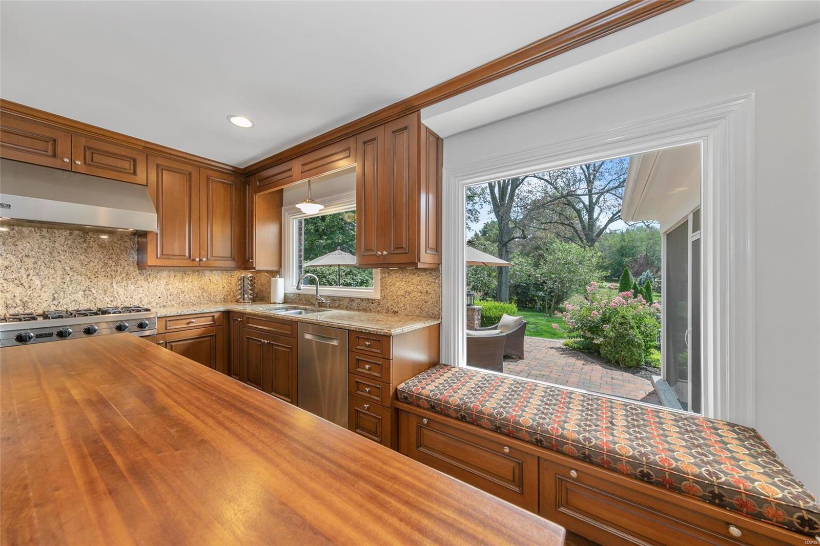 12680 Spruce Pond Road St. Louis, MO 63141 - Photo 9 of 81 Gallery Image 9
