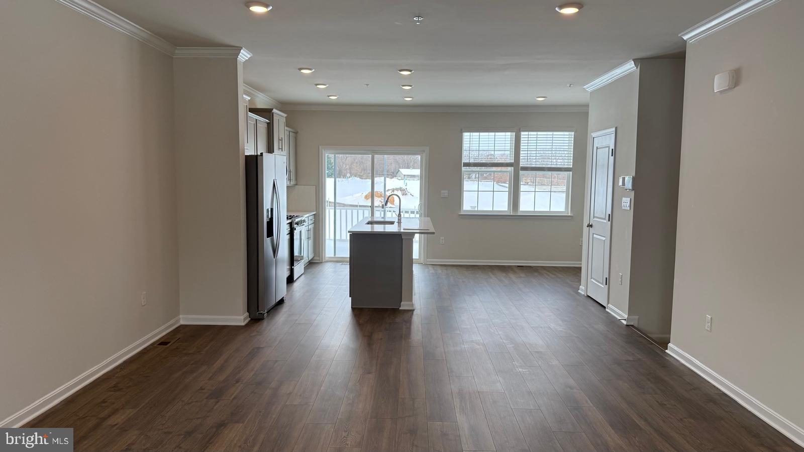 5042 Silver Oak Drive Rosedale, MD 21237 - Photo 8 of 13