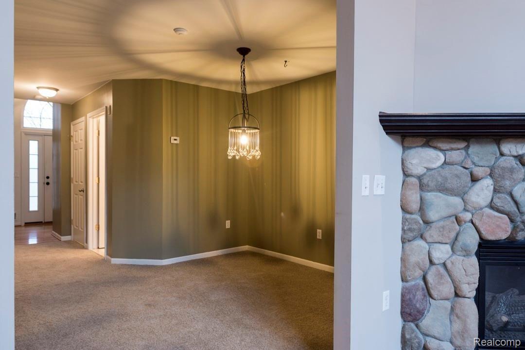 49041 Hawksburry Road Canton, MI 48188 - Photo 11 of 50 Vogel Team Hawksburry-11.jpg
