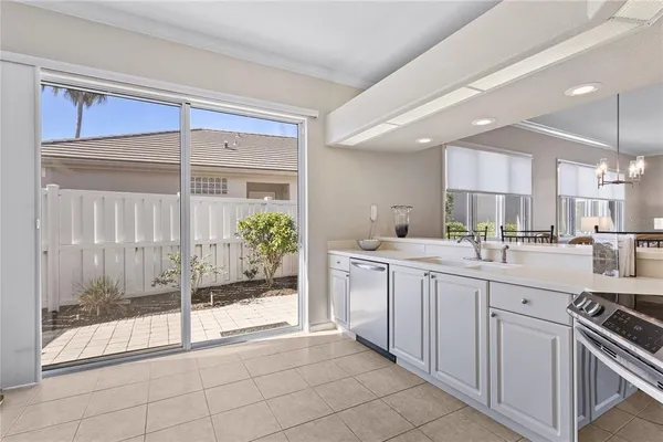 $560,000 | 8733 49th Terrace East, Bradenton, FL 34211