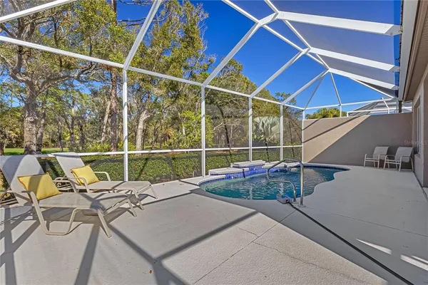 $560,000 | 8733 49th Terrace East, Bradenton, FL 34211