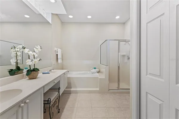 $560,000 | 8733 49th Terrace East, Bradenton, FL 34211