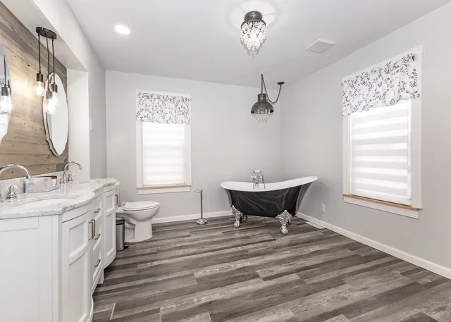 $130,000 | 227 East 2nd Street, Mineral, IL 61344