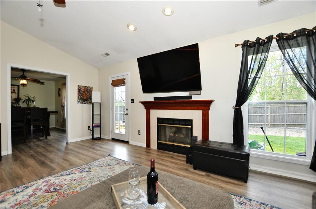 7706 Camfield Way Indianapolis, IN 46236 - Photo 6 of 31