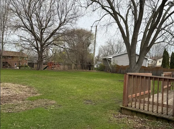 $2,950 | 595 Aberdeen Street, Hoffman Estates, IL 60169