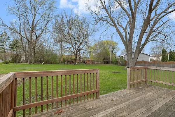 $2,950 | 595 Aberdeen Street, Hoffman Estates, IL 60169