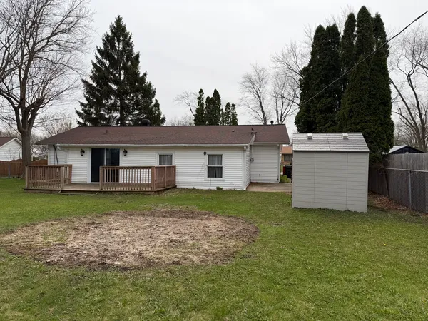 $2,950 | 595 Aberdeen Street, Hoffman Estates, IL 60169