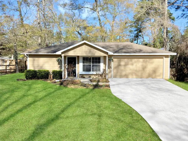 $1,700 | 10825 Royal Magnolia Drive, Conroe, TX 77303