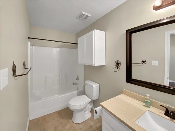 $1,700 | 10825 Royal Magnolia Drive, Conroe, TX 77303