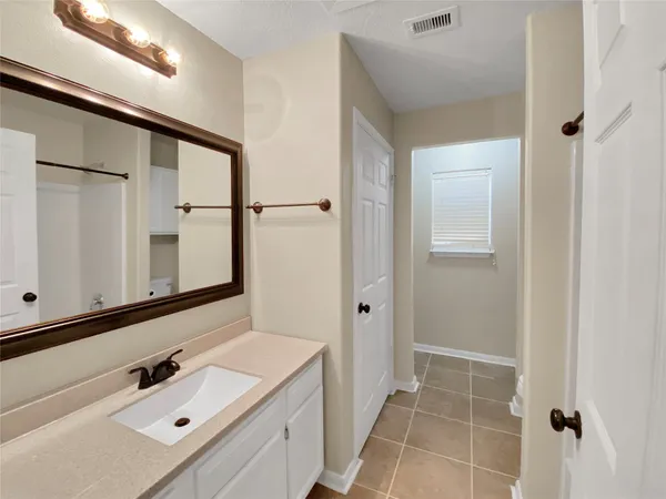 $1,700 | 10825 Royal Magnolia Drive, Conroe, TX 77303