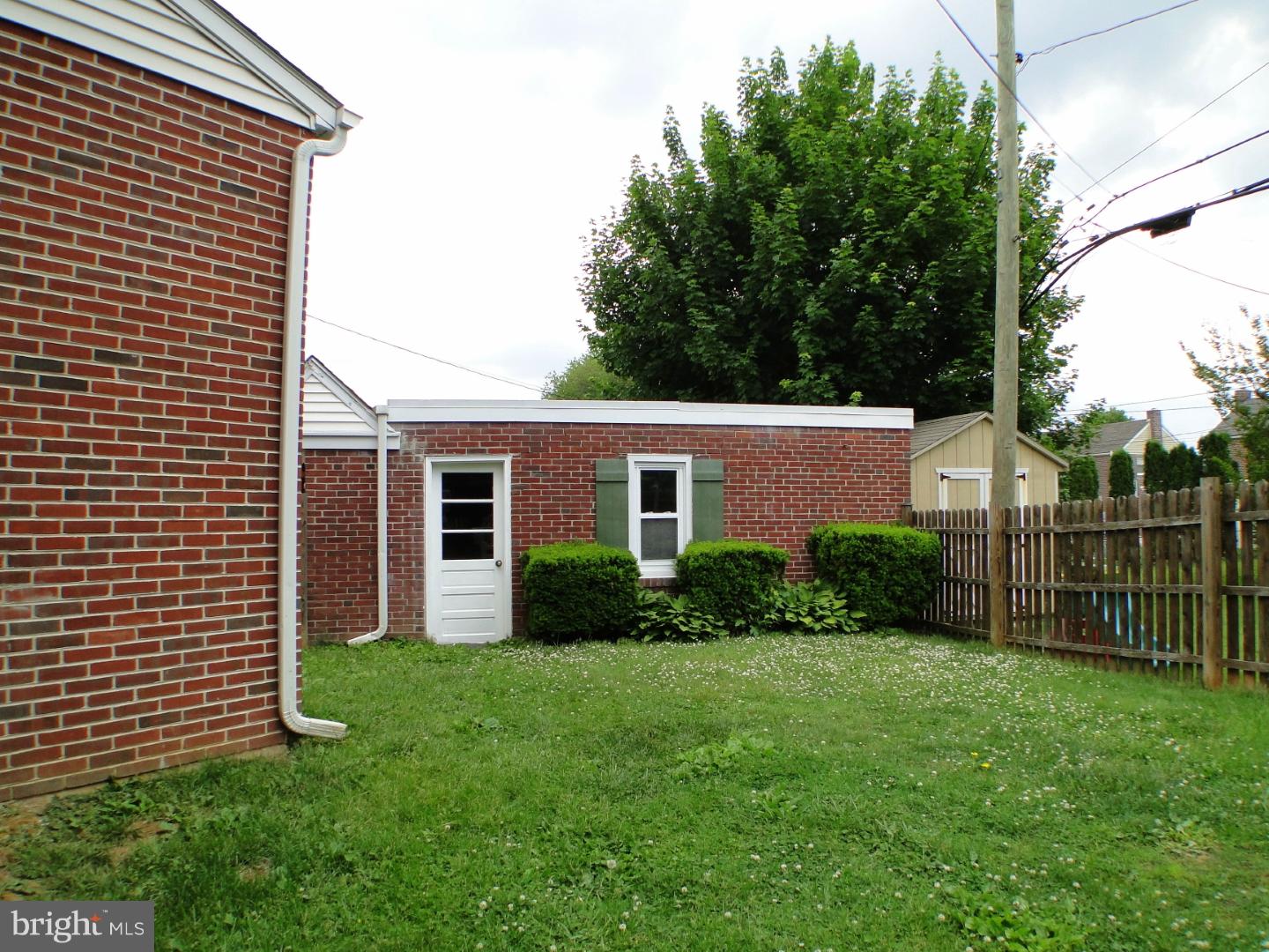 201 Welsh Drive Springfield, PA 19064 - Photo 20 of 21 Back Yard